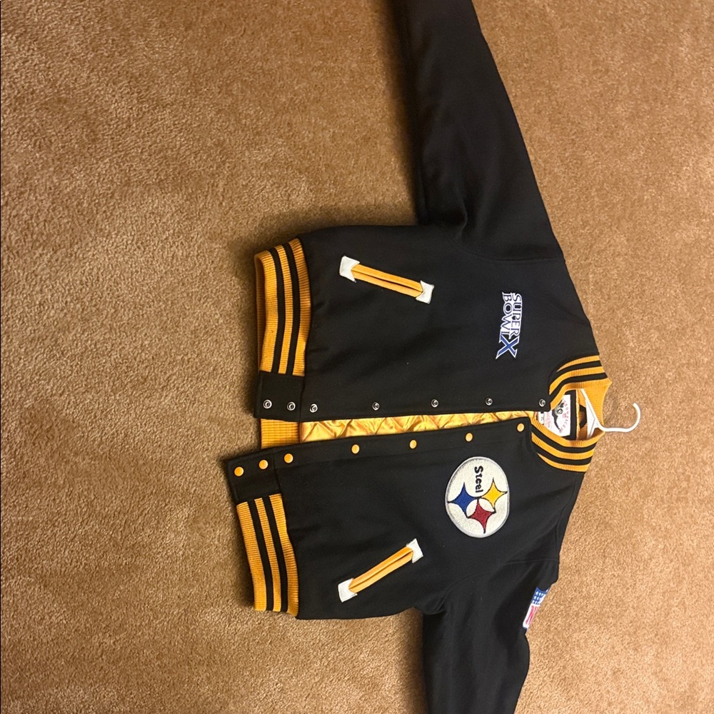Mitchell & Ness Throwbacks Jacket with Gold and Black Accents